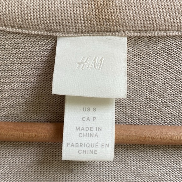 H&M Knot Tie Front Lightweight Sweater - Picture 2 of 6